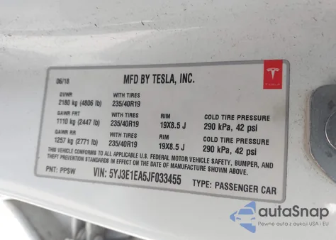 2018 Tesla Model 3 Long Range/Mid Range из США, поврежденный, VIN 5YJ3E1EA5JF033455